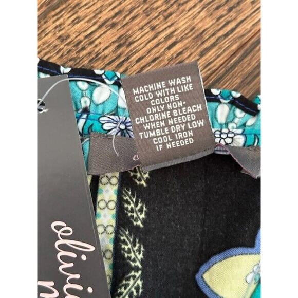 NWT Olivia & Martin Floral Blouse Short Sleeve V-Neck Multicolor Plus Size 2X - Picture 10 of 10